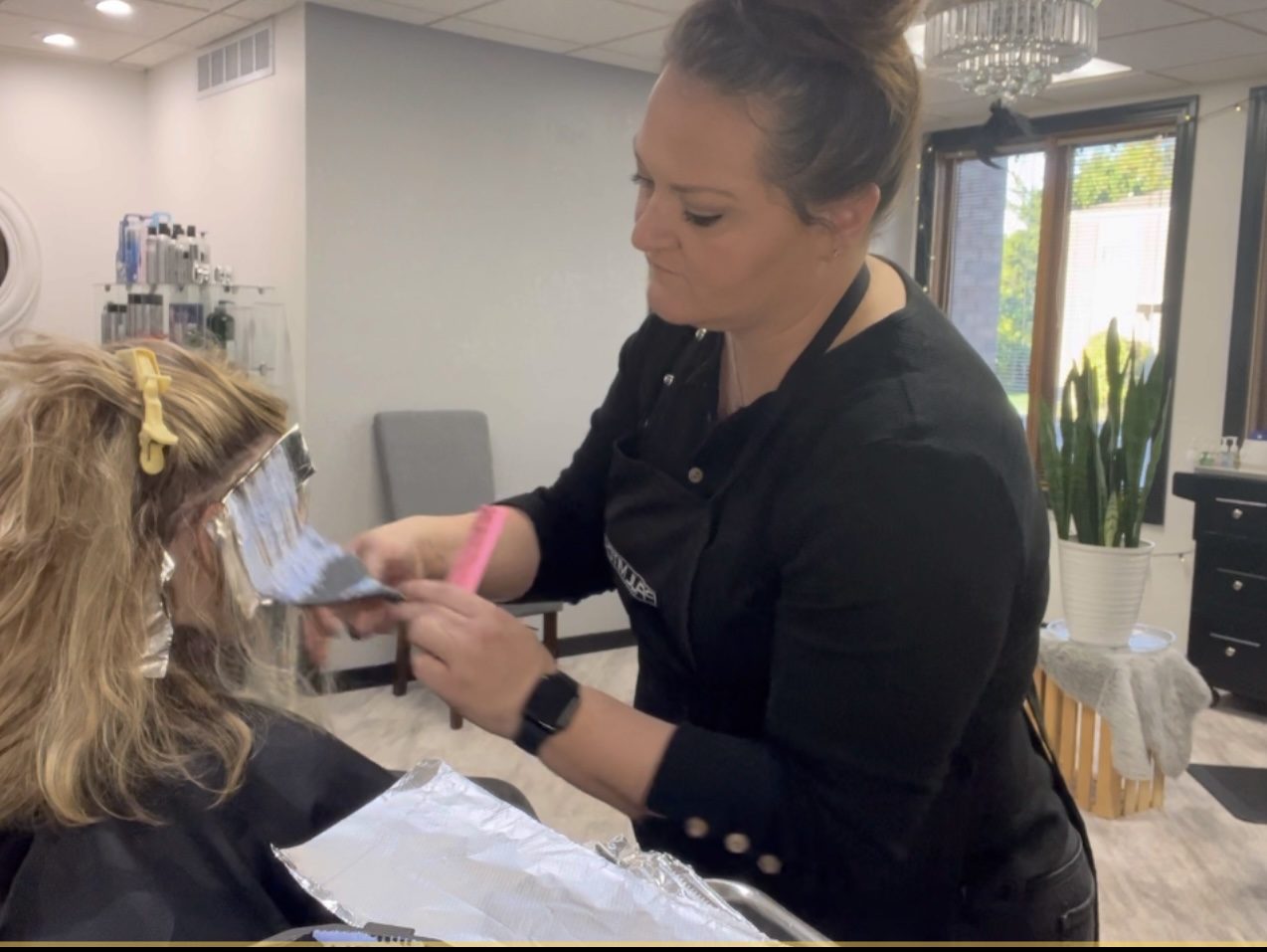 Blonding service in progress